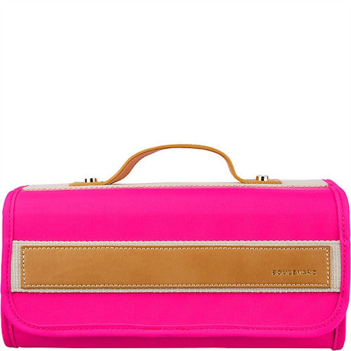 delilah toiletry roll