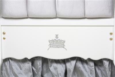 majestic silver upholstered bordeaux crib