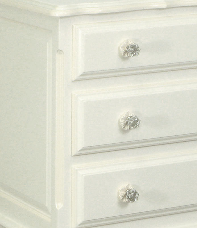 french wide chest