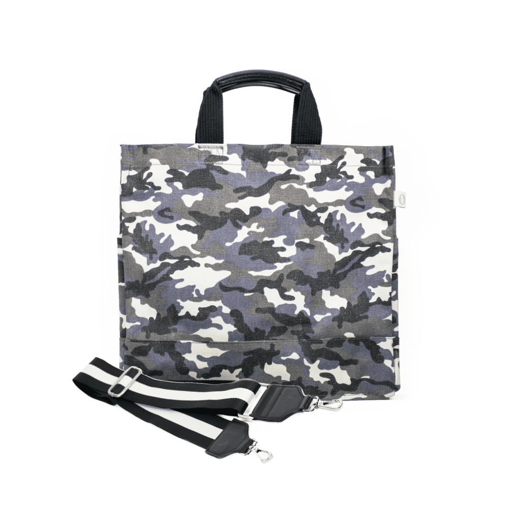 luxe NS camo tote with black handles