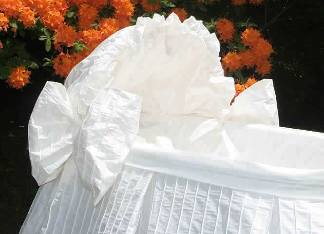 monaco bassinet (contact us for pricing)