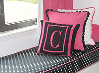 personalized pillow with monogram and double border (thin inner)