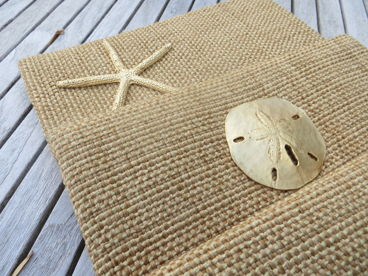seaside clutch with casting (golden grass)