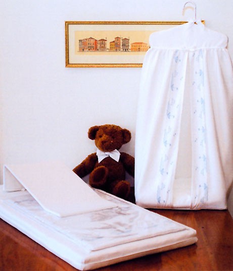 diaper stacker by blauen