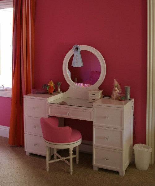josie vanity