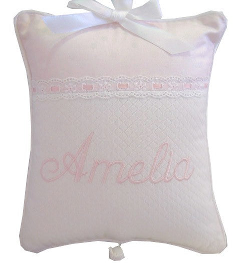 honeycomb pique crib bedding by blauen