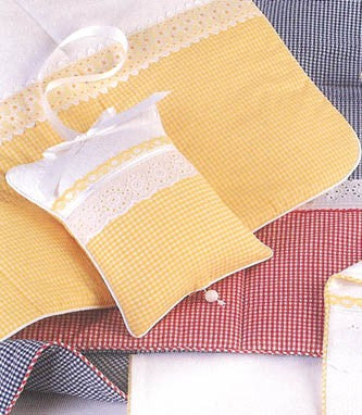classic gingham crib bedding by blauen