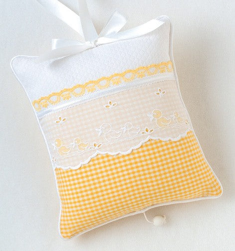 yellow checker crib bedding