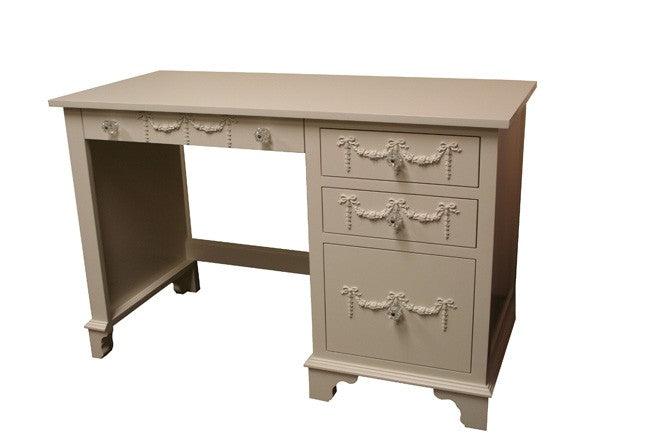 classic desk