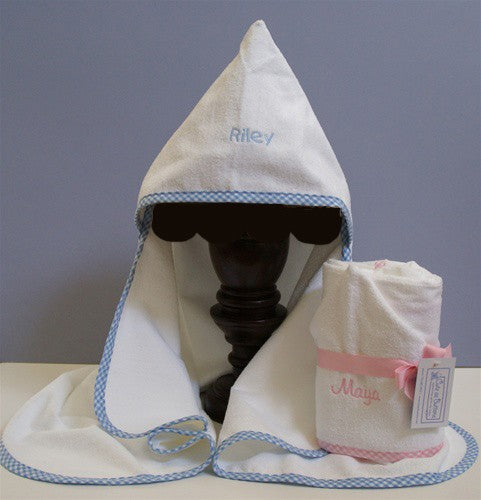 personalized hooded towel for babies and toddlers