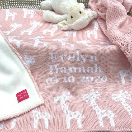 Giraffe Baby Blanket - Baby Pink