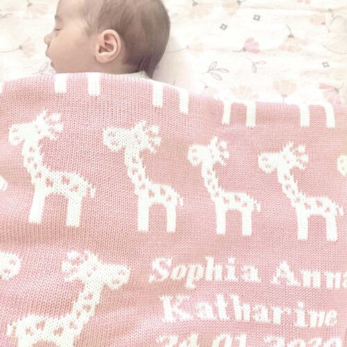 Giraffe Baby Blanket - Baby Pink