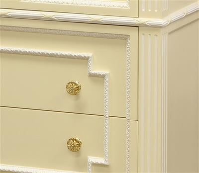 marcheline chest maize finish/white trim out