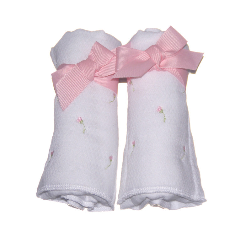 6 piece rosebud layette set