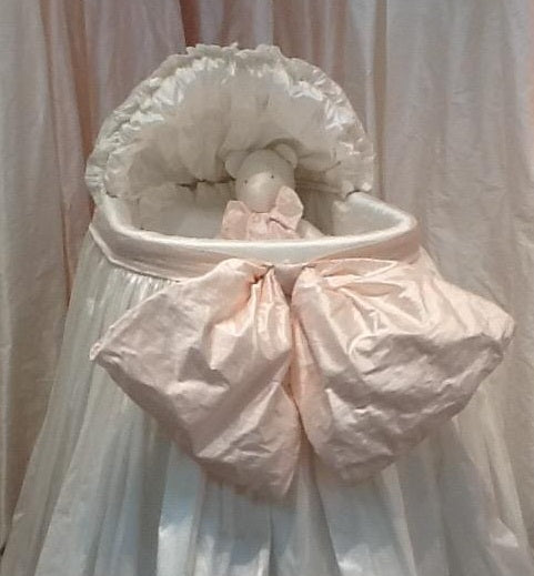 toulouse bassinet  (contact us for pricing)