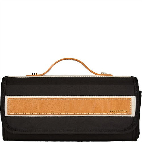 delilah toiletry roll