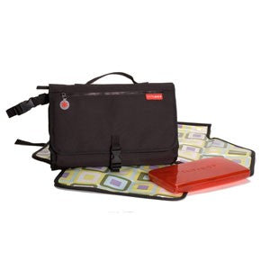 skip hop pronto changer - black
