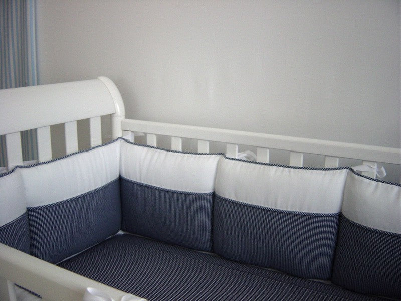 embroidered two tones crib linens