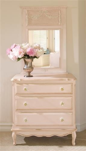 french chest (versailles finish)